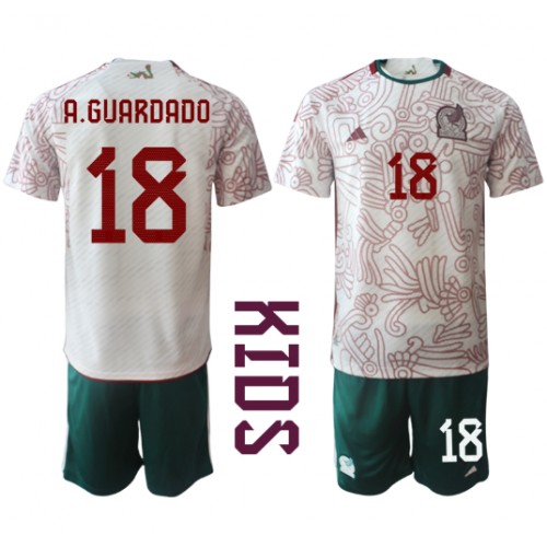 Fotballdrakt Barn Mexico Andres Guardado #18 Bortedraktsett VM 2022 Kortermet (+ Korte bukser)
